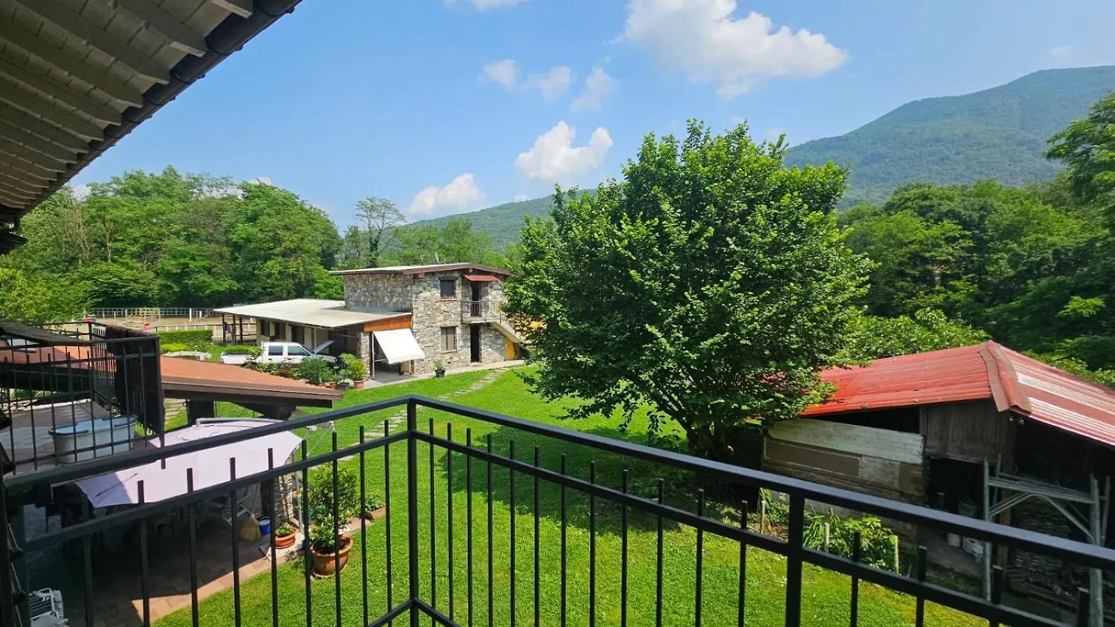 Agriturismo Dei Laghetti Porto Valtravaglia