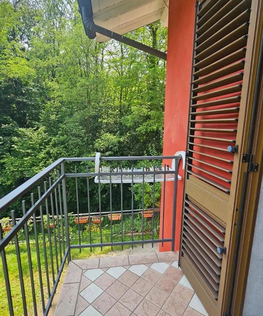 Agriturismo Dei Laghetti Porto Valtravaglia 0*,